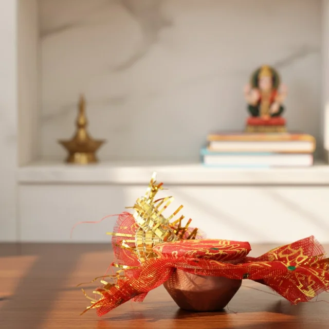 Mini Kalash Pooja Set – Decorative Copper-Style with Cloth Cover