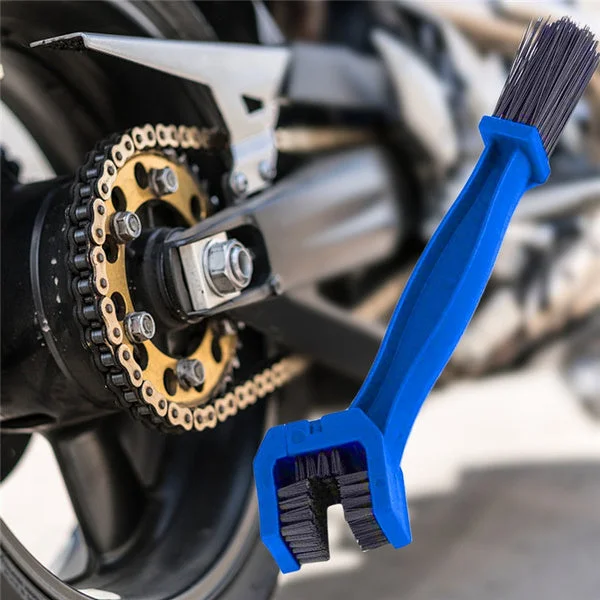 Motorbike Chain Cleaner – Efficient 3D Brush Tool for Bikes | Velvet Wheels