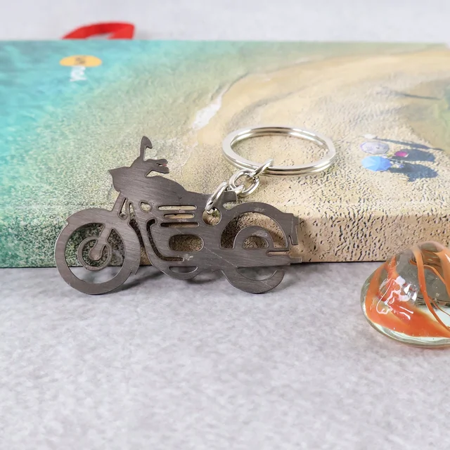 Motorcycle Keychain – Durable Metal Silhouette for Indian Riders