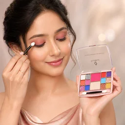 Multi-Color Eyeshadow Palette – Matte & Shimmer Eye Makeup Kit