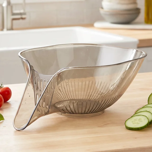 Multipurpose Fruit Vegetable Strainer – Built-in Drain for Easy Rinsing