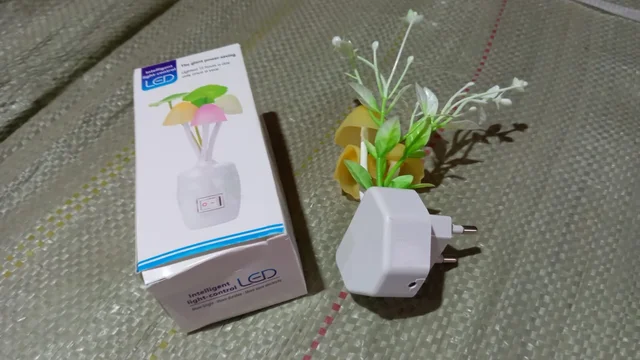 Mushroom Night Light – Color Changing LED with Auto Sensor |