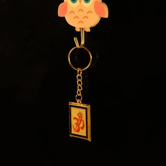 Om Trishul Keychain – Durable Golden Metal Accessory