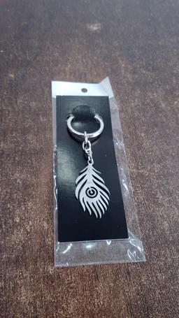 Peacock Feather Keychain – Durable Stainless Steel Design