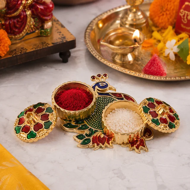 Peacock Kumkum Dani Kankavati – Elegant Pooja & Ritual Holder