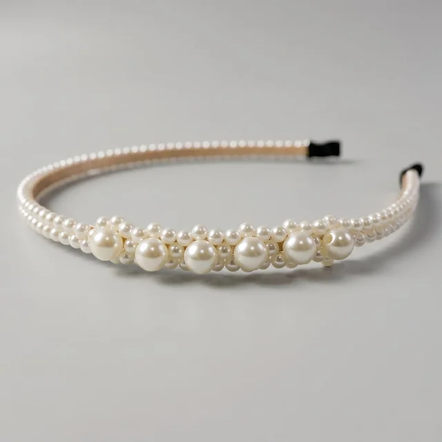 Pearl Beaded Headband – Elegant and Lightweight for Daily & Party Wear