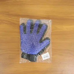 Pet Grooming Deshedding Glove – Gentle Fur Removal & Massage