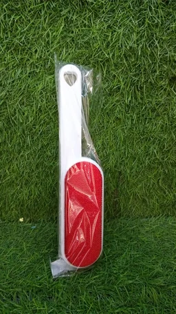 Pet Hair Remover – Double-Sided Self-Cleaning Brush | Waggy Tales