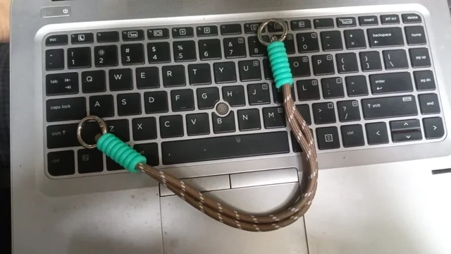 Phone Wrist Strap – Adjustable Nylon Lanyard for Mobiles | Gambit