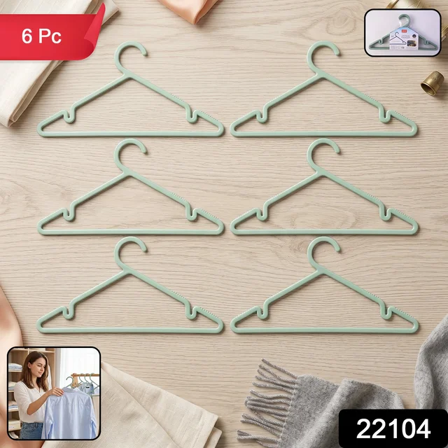 Plastic Clothes Hangers – Non-Slip Design for Safe Grip and Organization