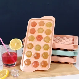 Plastic Ice Cube Tray – 18 Diamond Cavities for Easy Release