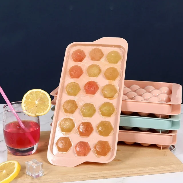 Plastic Ice Cube Tray – 18 Diamond Cavities for Easy Release
