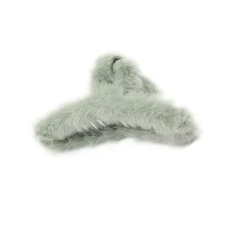 Plush Hair Claw Clip – Soft, Non-Slip & Stylish | Calm & Curl