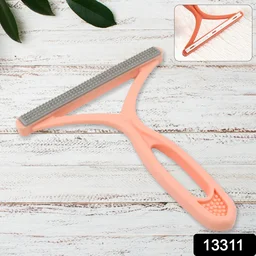 Portable Lint Remover – Pet Hair & Fuzz Brush for Clothes | Calm & Curl