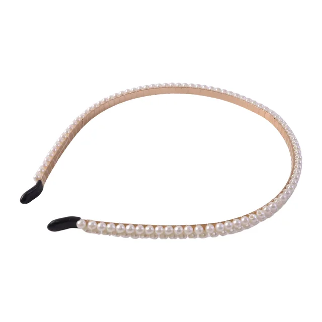 Premium Pearl Embellished Hairband – Elegant & Comfortable Fit
