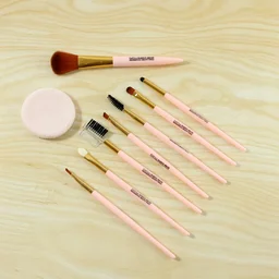 Professional Makeup Brush Set 9-in-1 – Complete Face & Eye Kit