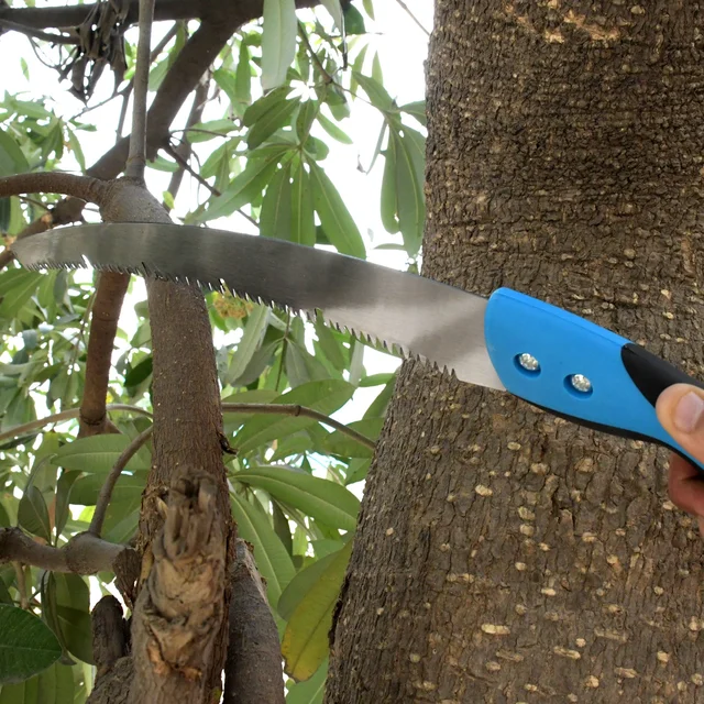 Pruning Saw – 20-Inch High Carbon Steel, Sharp Teeth | Grow Garden Tools