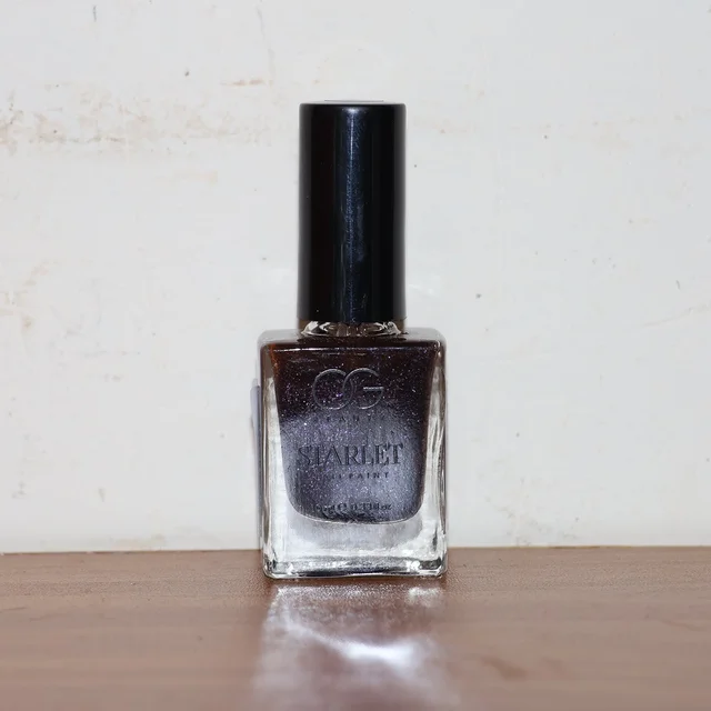 Purple Dazzle Glitter Nail Paint – Quick-Dry Sparkling Shine