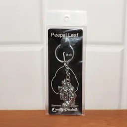 Radha Krishna Metal Keychain – Durable Spiritual Gift