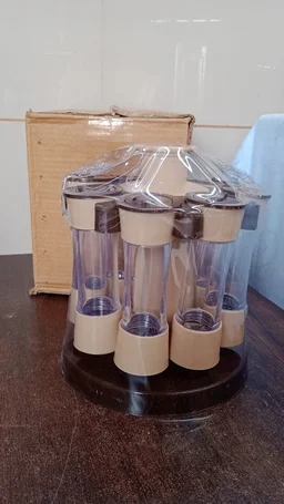 Revolving Spice Rack – 8 Jars for Kitchen & Dining | Tidy Table