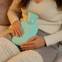 Rubber Hot Water Bag – Compact 19x13 cm Pain Relief