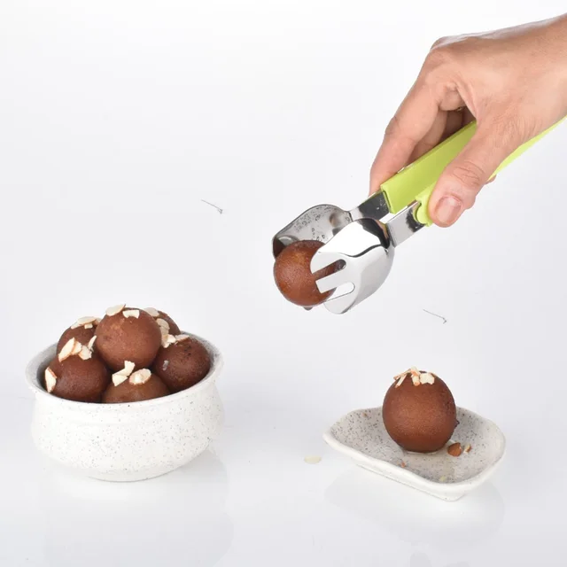 Salad Tongs – Durable Kitchen Grabber for Serving Food | Storenzo