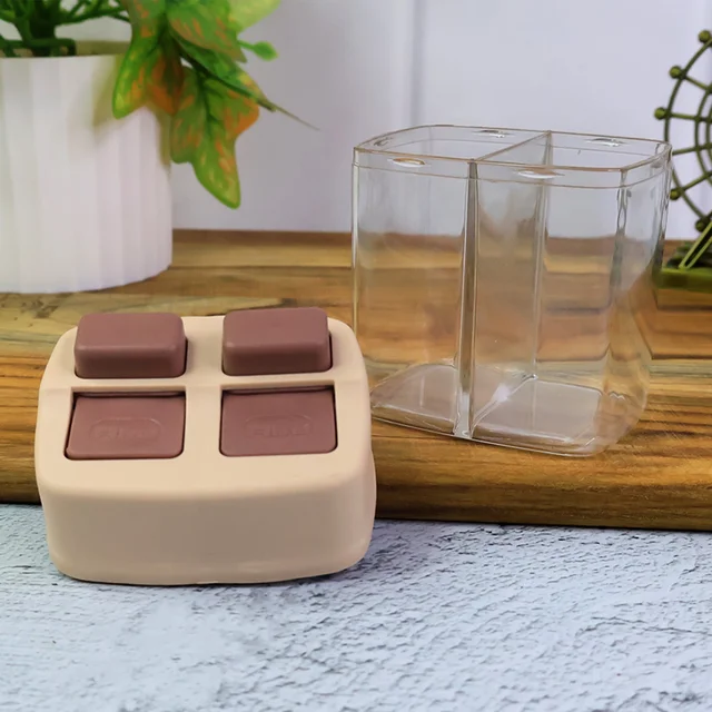 Salt and Pepper Dispenser – Dual Chamber 2-in-1 Spice Shaker