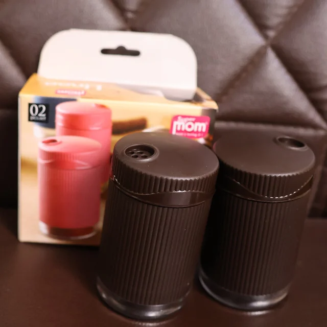 Salt & Pepper Dispenser Set – Unbreakable, Easy Control