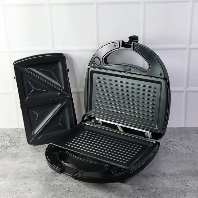 Sandwich Maker – 800W Fast Cooking with Interchangeable Plates