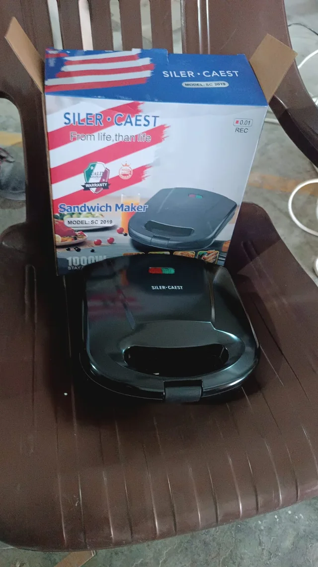 Sandwich Maker – Non-Stick Plates, Easy Use & Indicator Lights | ChefMates