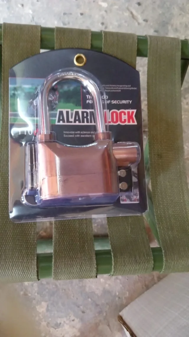 Security Alarm Lock – Waterproof Anti-Theft Padlock | AutoSafeo