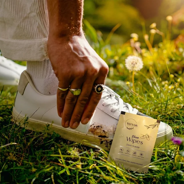 Shoe Cleaning Wet Wipes – Fast Scrubbing & Travel-Friendly
