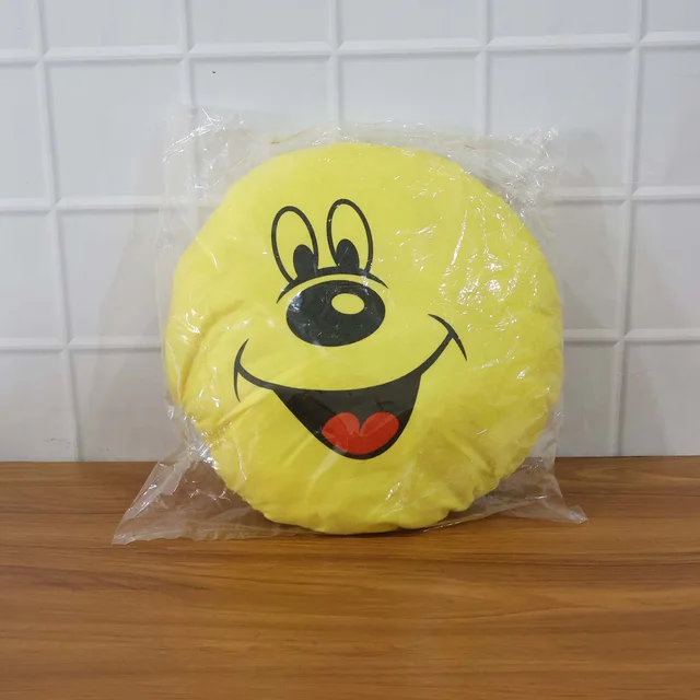 Smiley Face Plush Pillow Cushion – Soft & Cozy 30x30 cm
