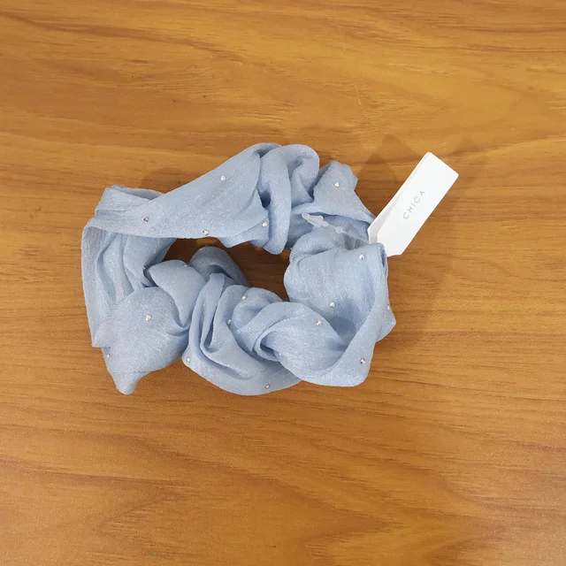 Soft Fabric Hair Scrunchie – Gentle, Stylish Hair Tie