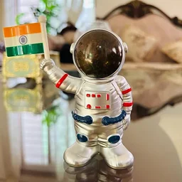 Solar Power Astronaut Ornament – Indian Flag Car Dashboard Décor