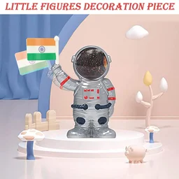 Solar Power Astronaut Ornament – Indian Flag Car Dashboard Décor