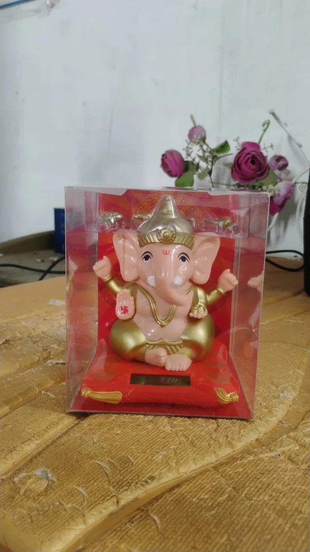 Solar-Powered Dancing Ganesha Idol – Eco-Friendly Spiritual Décor