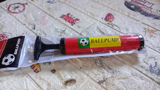 Sports Ball Pump 24CM – Portable Hand Pump for Inflatables | FitFuzion