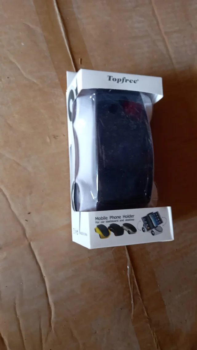 Sports Car Phone Holder – 360° Rotation Mount | Velvet Wheels