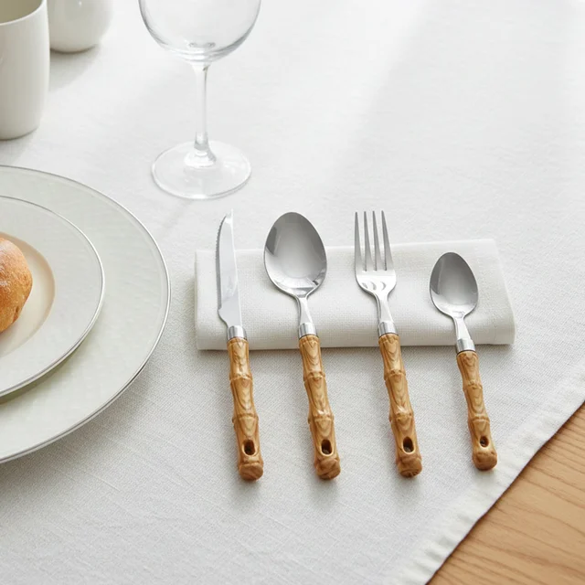 Stainless Steel Cutlery Set – Elegant Wooden Handle, 24 Pieces