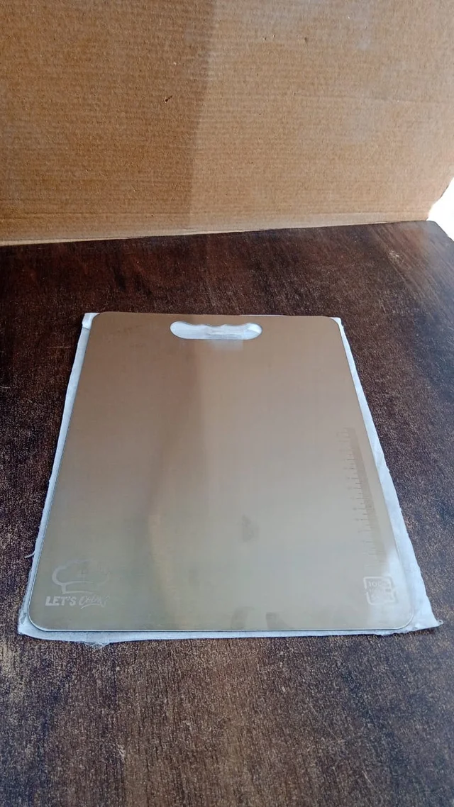 Stainless Steel Cutting Board – Rustproof with Handle 229x330mm