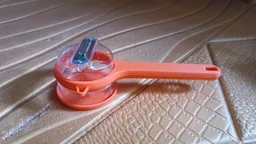 Stainless Steel Peeler with Container – Ergonomic Kitchen Tool