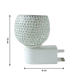 Star Cut Glass Aroma Diffuser – Elegant Plug-In Night Lamp