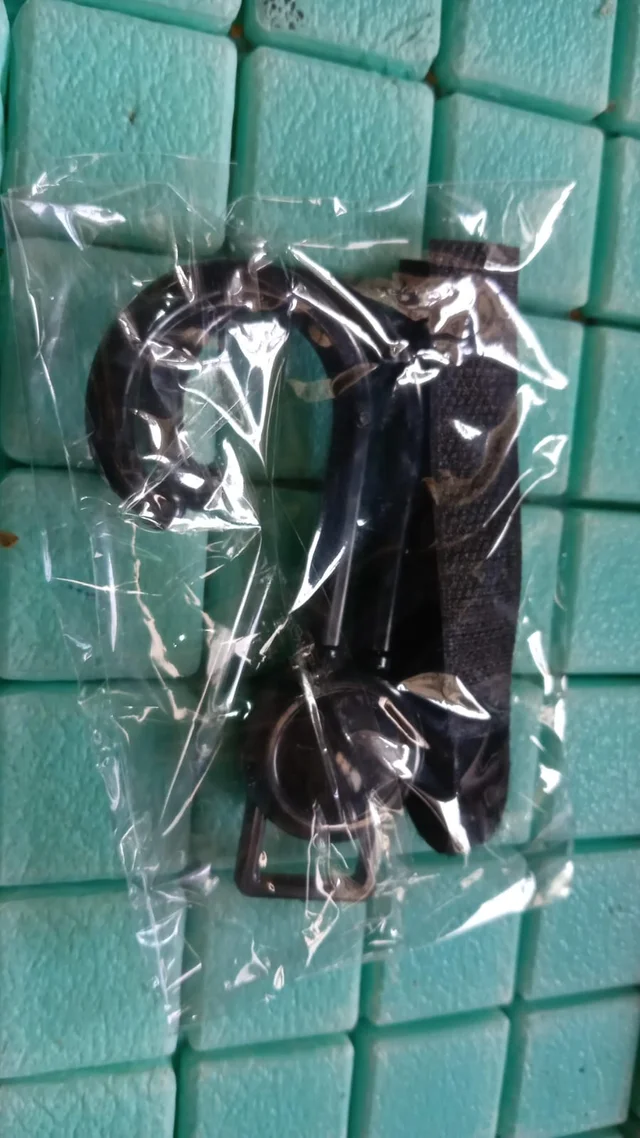 Stroller Hook – 360° Rotating Multi-Purpose Bag Hanger | GlimmerHome