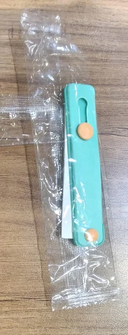 Teal Green Phone Loop Finger Holder – Secure & Multifunctional Grip