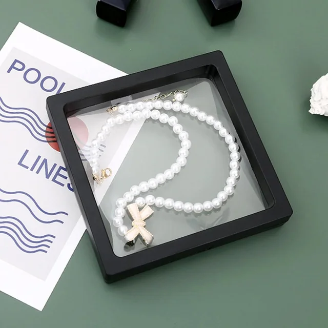 Transparent Jewellery Display Box – Floating 3D Effect for Showcasing
