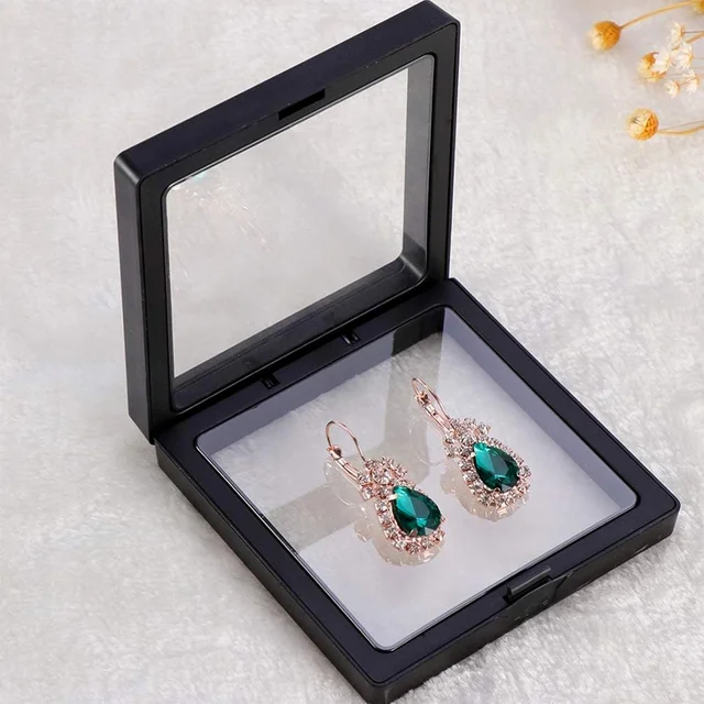 Transparent Jewellery Display Box – Floating 3D Effect for Showcasing