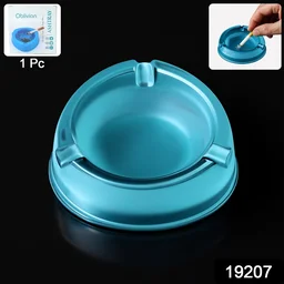 Transparent Plastic Ashtray – Heavy-Duty with Triple Rest Slots
