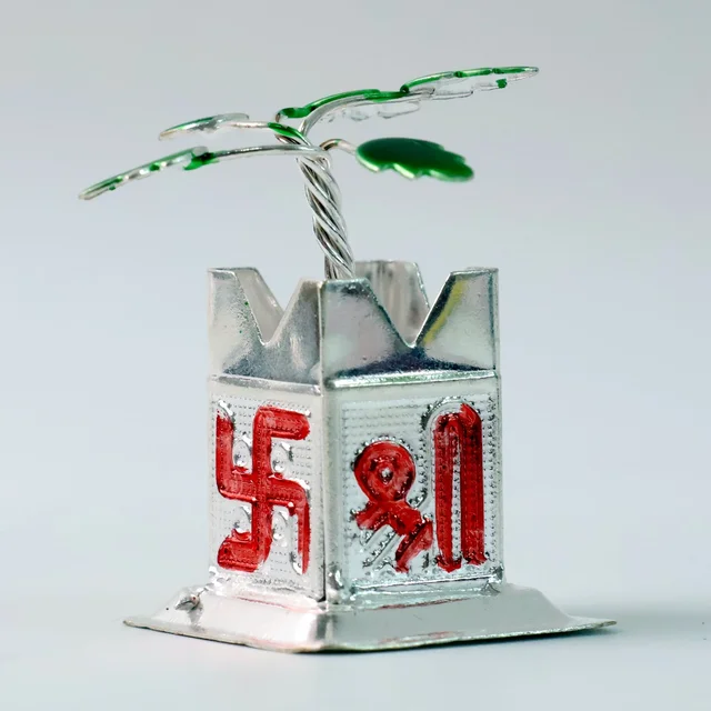 Tulsi Idol – Auspicious Mandir Decor & Spiritual Pooja Showpiece