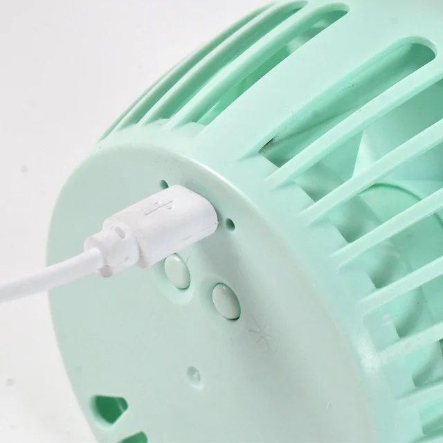USB Desk Fan – Cute Rabbit Mini Fan with Mist Air | Deskrova